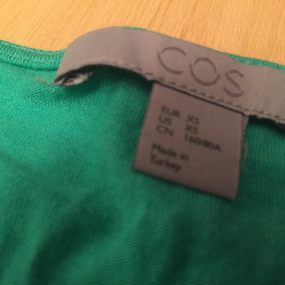 COS | Green Oversize Style T Shirt - Picture 2 of 10